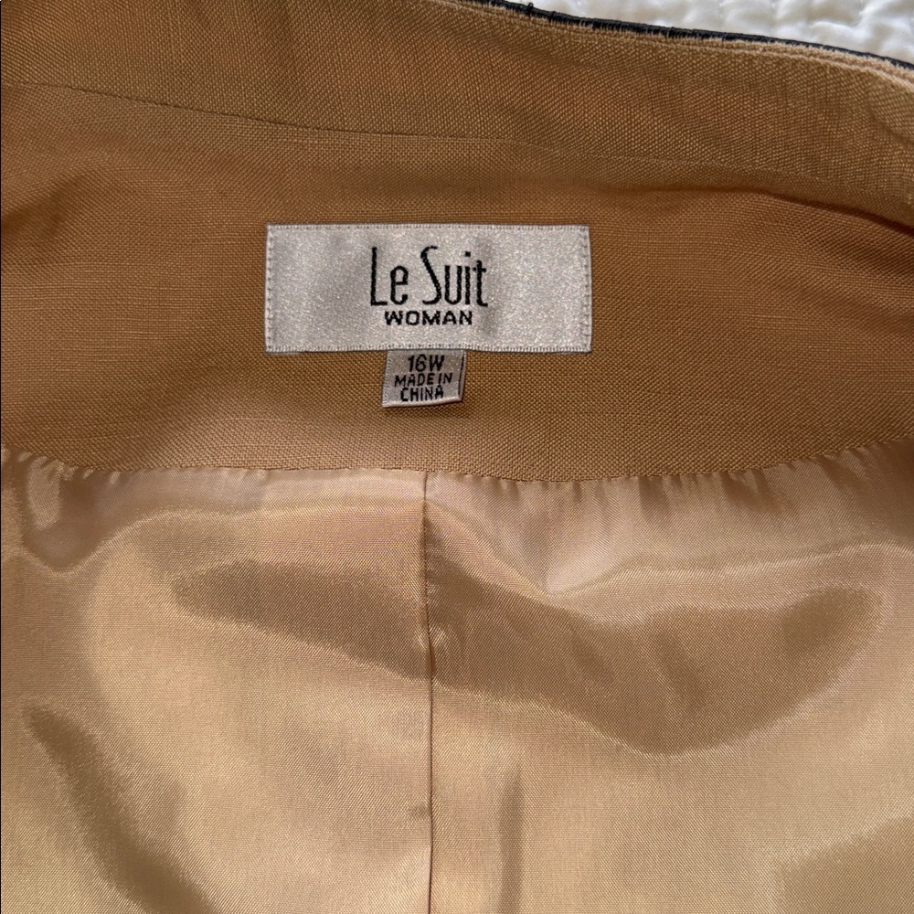 NWT Le Suit 3Pc Suit Elegant Tan Linen Blend Jacket Tank & Pants Sz 16W - Picture 6 of 16